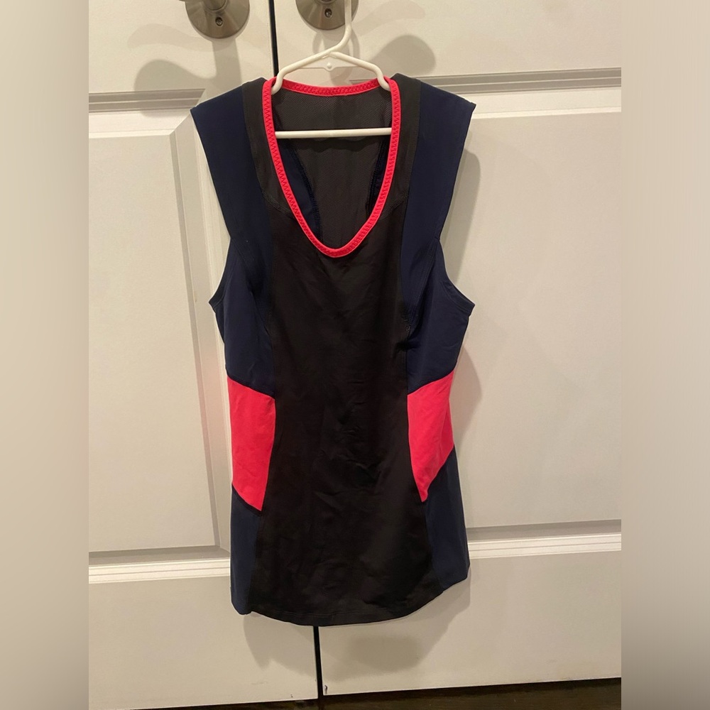 Colorblock Lululemon tank
